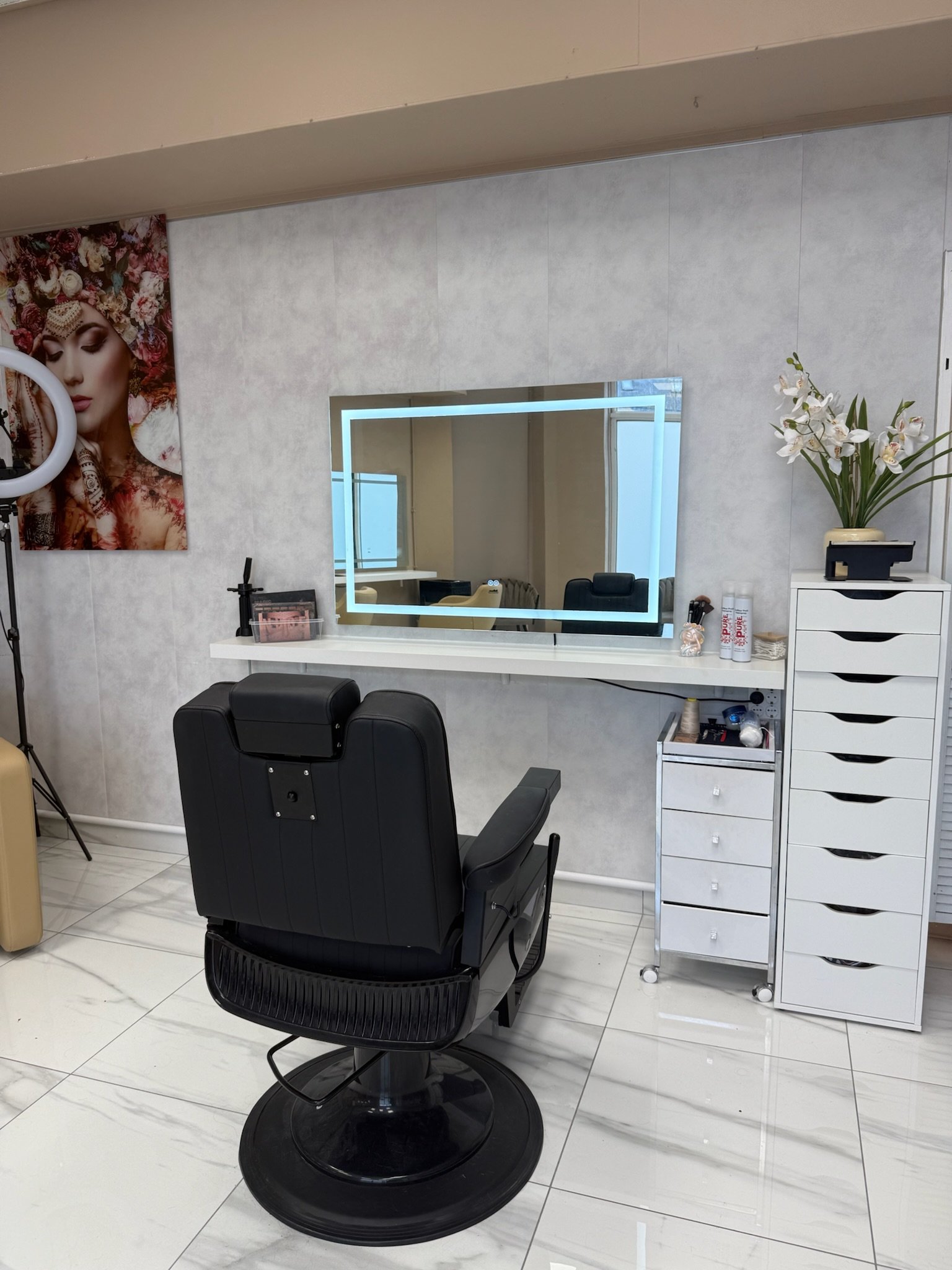 903E403F-8E6A-4BF5-8930-DF2932A10918